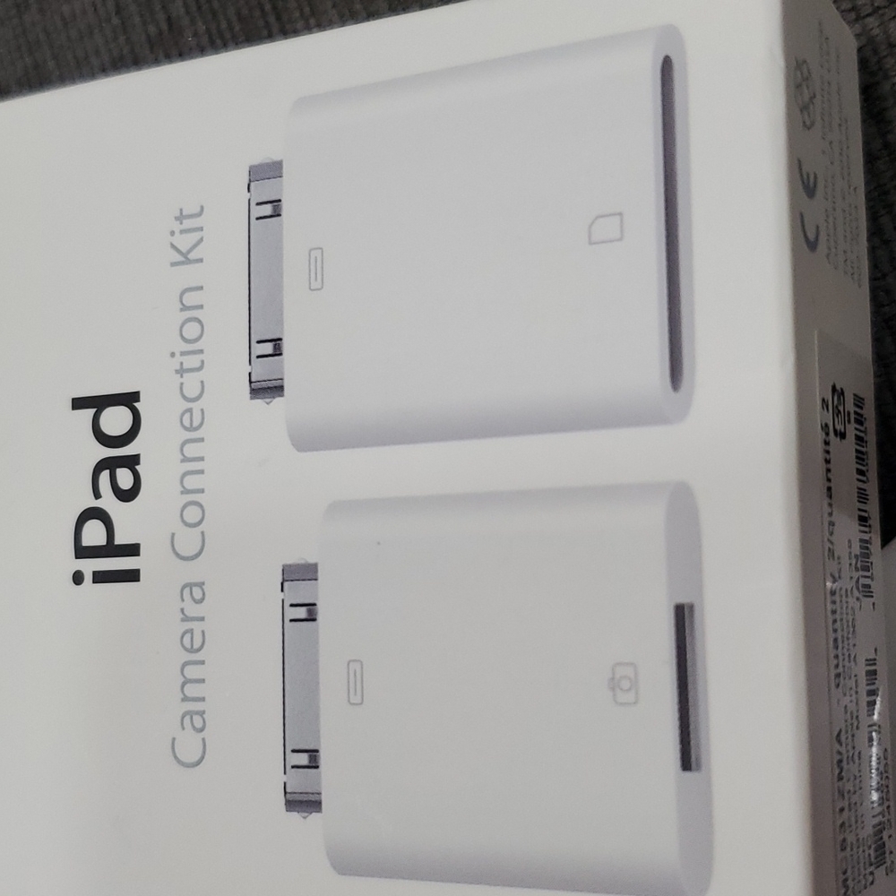 iPad camera connection kit #1117 - Picture 2 of 6